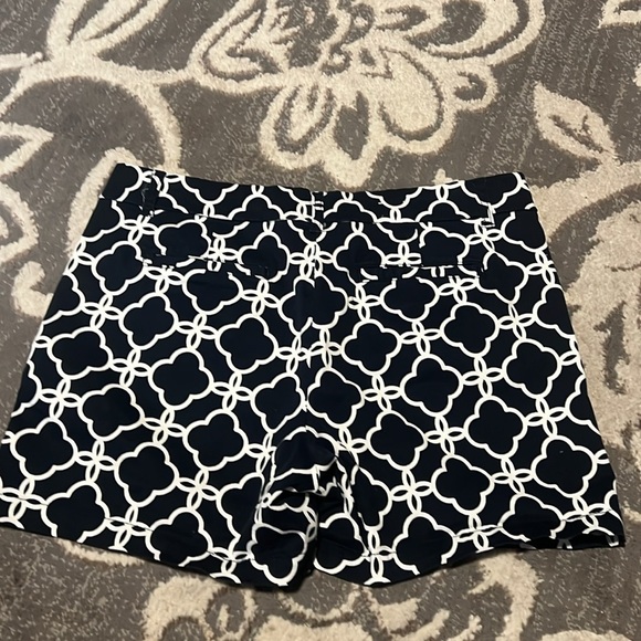 Crown & ivy shorts size 10. Navy and white. Excellent condition. - Picture 4 of 4